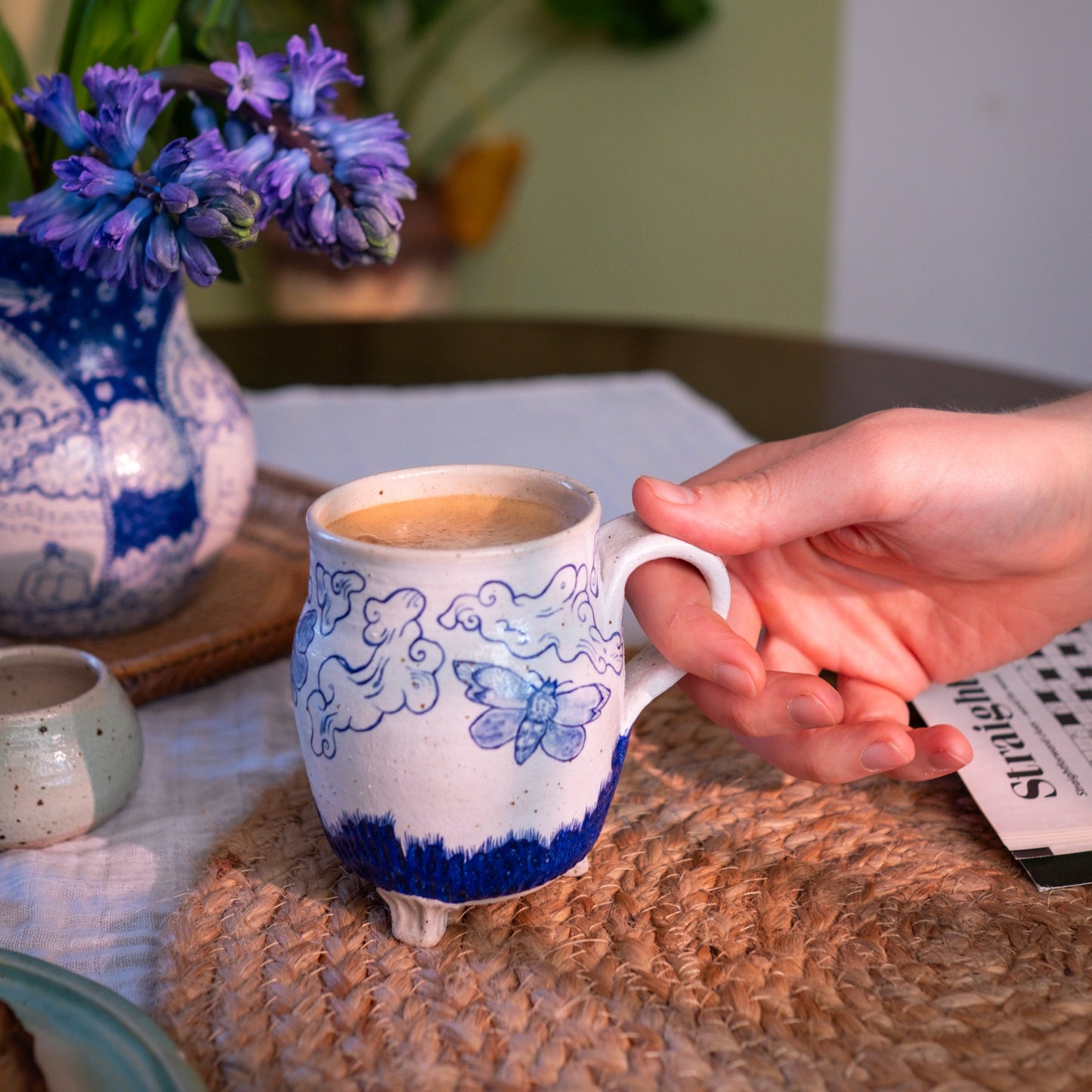 Handcrafted Ceramic Mug – Drawn To The Light Design (Speckled Stoneware, 300ml)