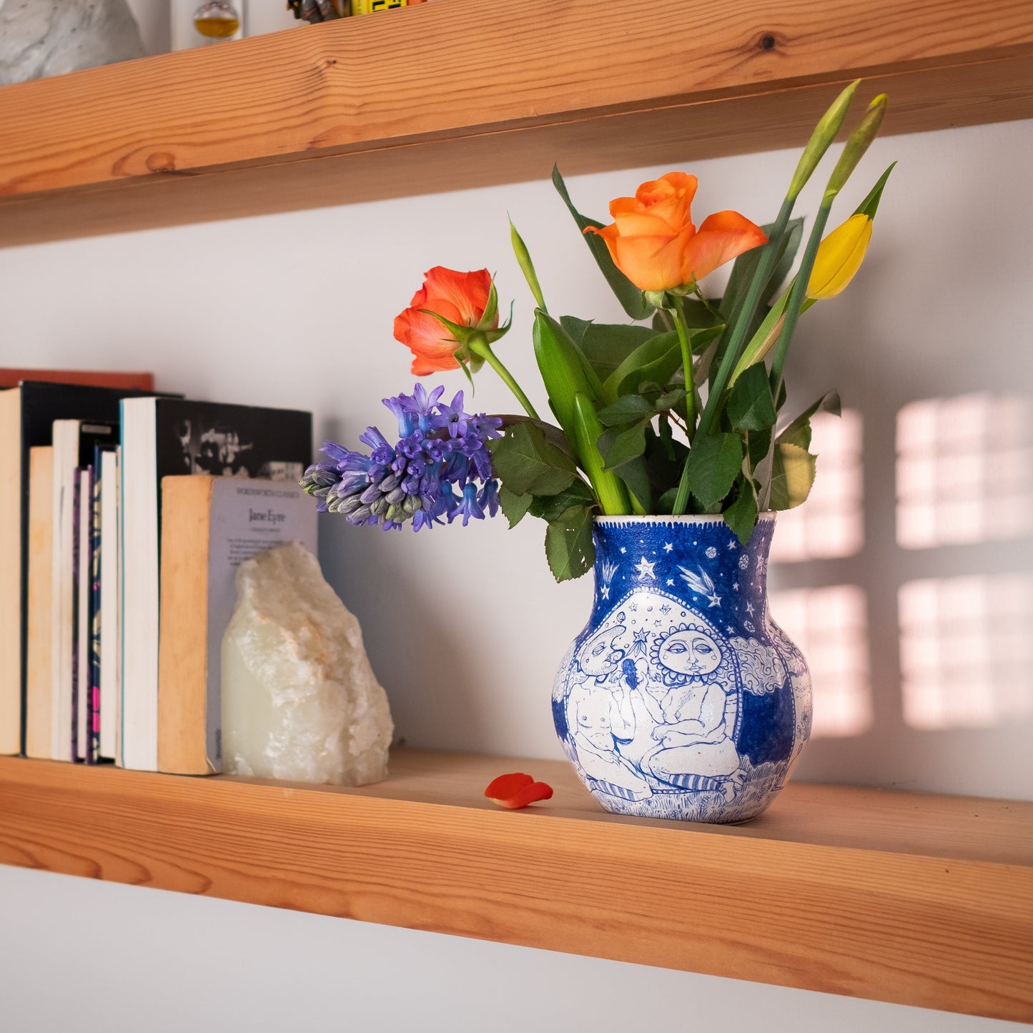 Handcrafted Ceramic Vase – Chances (Speckled Stoneware, 1.2L)